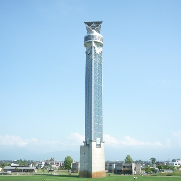 クロスランドおやべ
